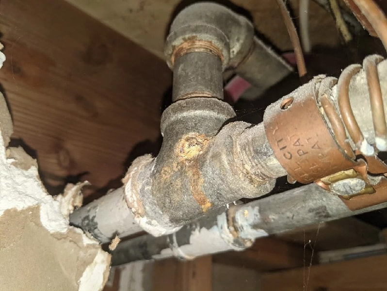 Corroded GI Pipe
